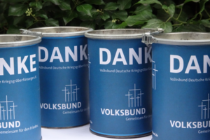 Beispielbild Spendenbox Haussammlungen Volksbund