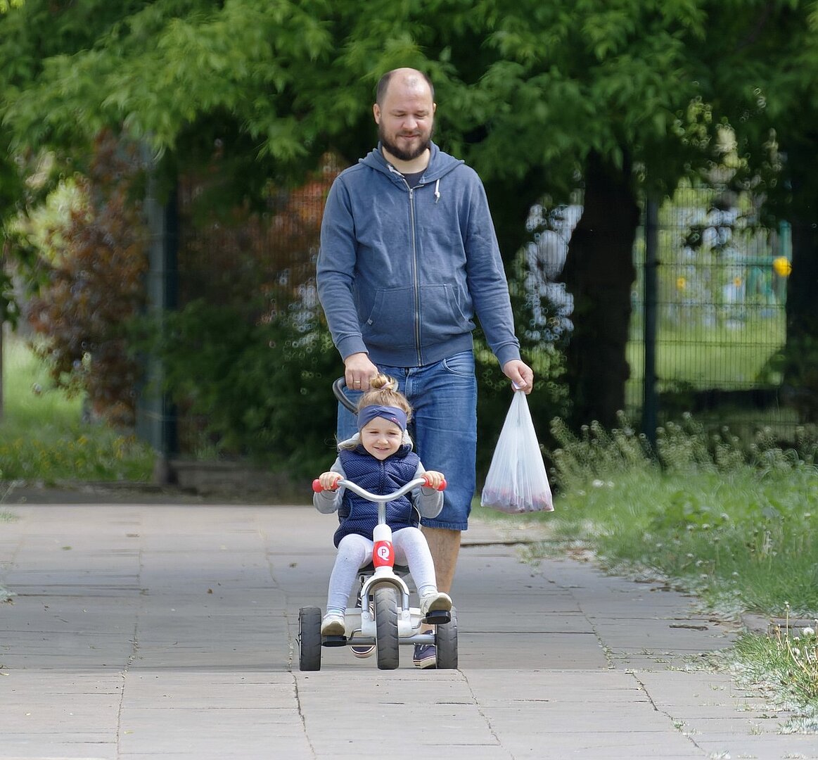 Kindertagespflegemutter oder -vater im Lahn-Dill-Kreis werden:Die Qualifizierung zur ...