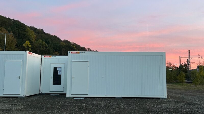 In die modulare Container-Unterkunft sind Ende Oktober Geflüchtete eingezogen.