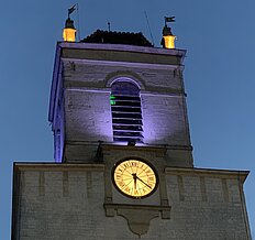 Pertuis Glockenturm