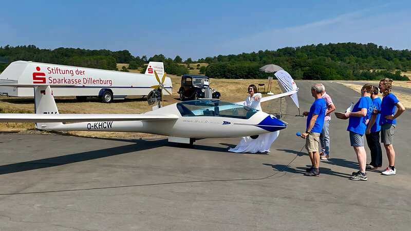 Bild der Flugzeugtaufe beim LSV Hörbach