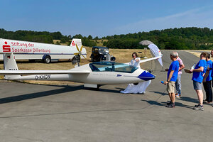 Bild der Flugzeugtaufe beim LSV Hörbach