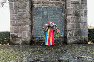 Beispielbild Kriegs-Mahnmal im Marienbader Park