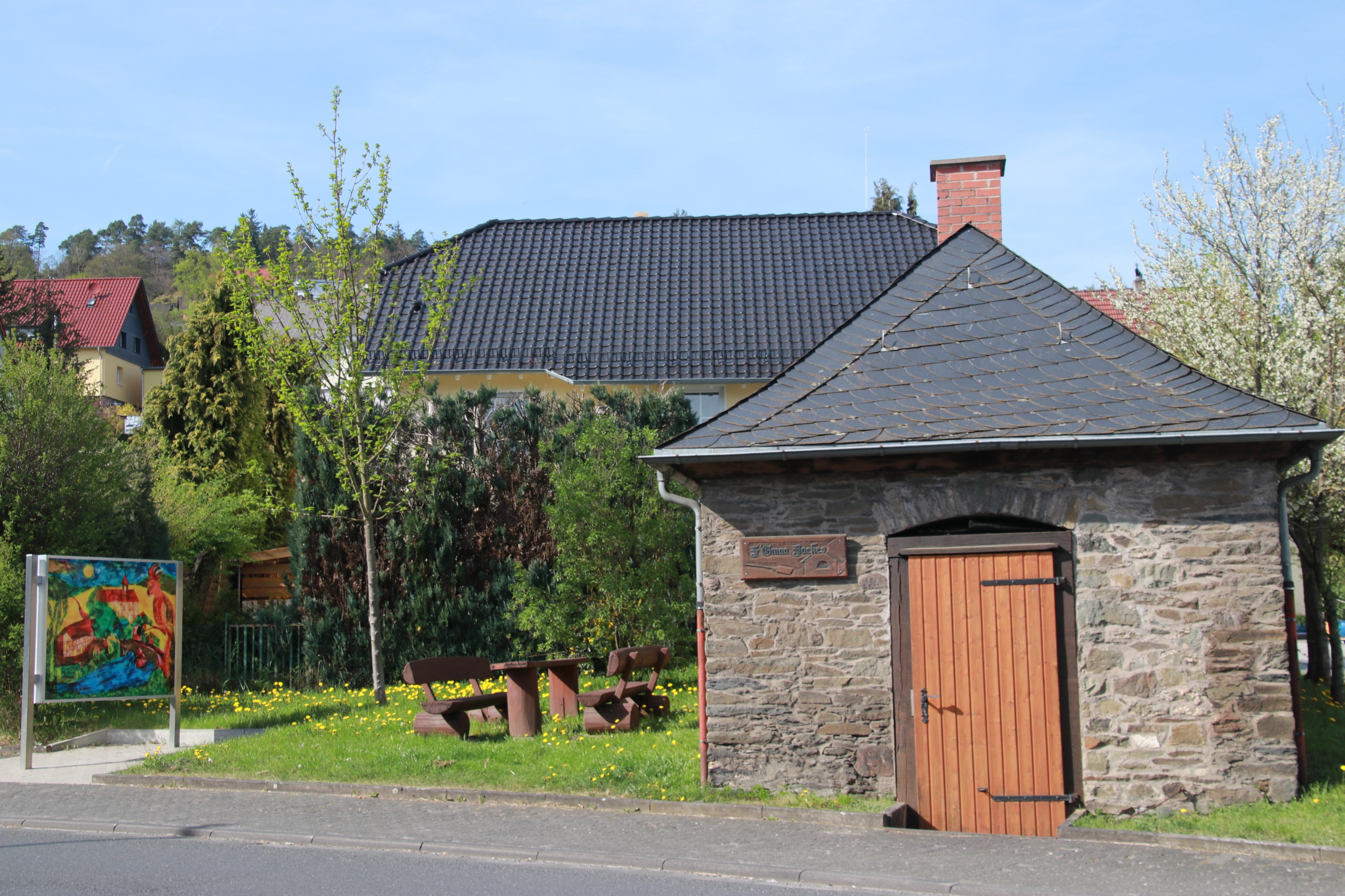 Außenansicht des Alten Backhauses in Herborn-Uckersdorf