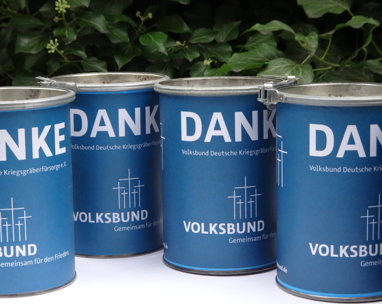 Beispielbild Spendenbox Haussammlungen Volksbund